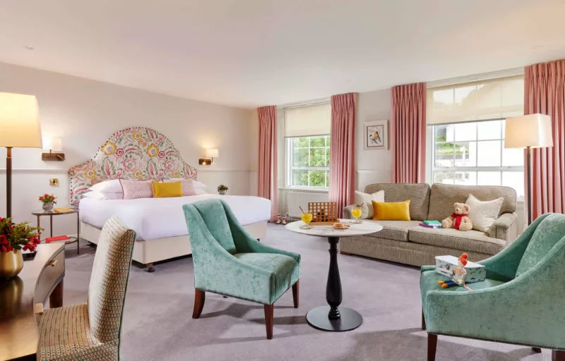 https://www.actonshotelkinsale.com/wp-content/uploads/2022/06/20-Hotel-Section-Open-Plan-Family-Rooms-scaled.jpg