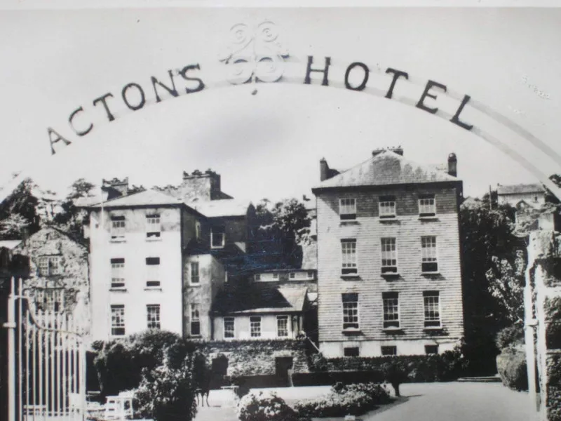 https://www.actonshotelkinsale.com/wp-content/uploads/2022/06/Hotel-Section.jpg